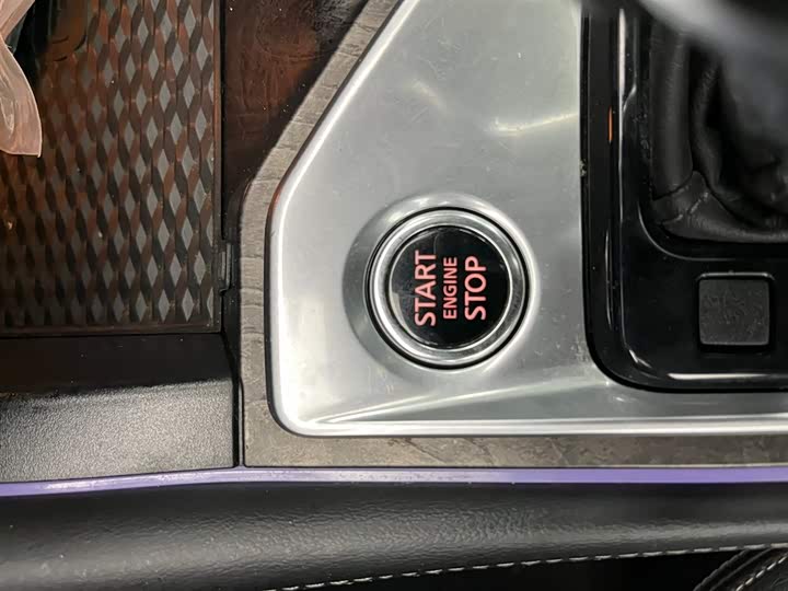 Фото 4 - Nissan Teana