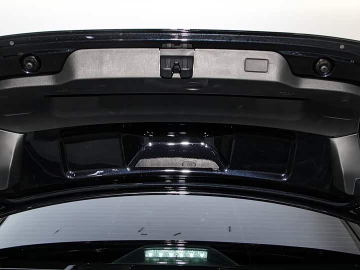 Фото 32 - Volkswagen Passat