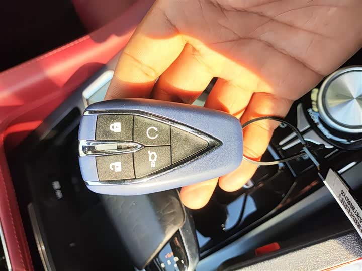 Фото 9 - Changan CS75 Plus