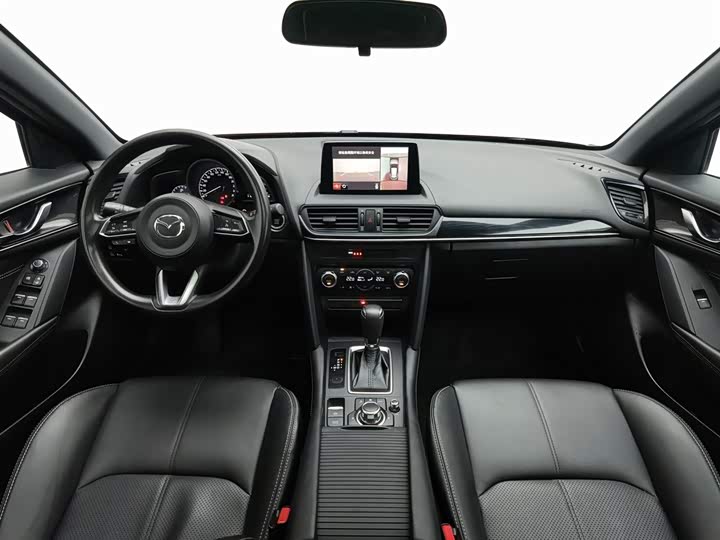 Фото 5 - Mazda CX-4