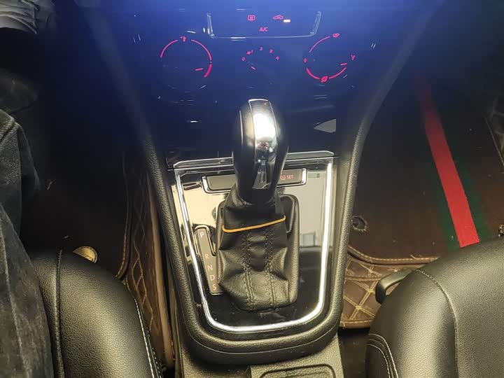 Фото 14 - Volkswagen Bora