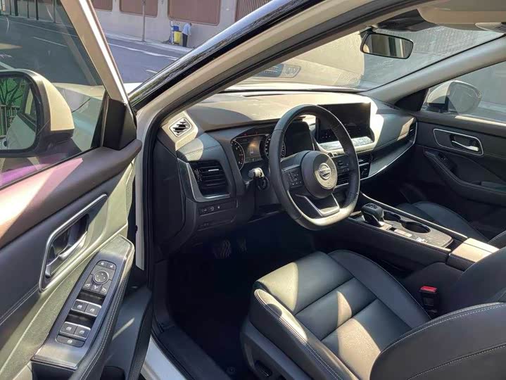 Фото 4 - Nissan X-Trail