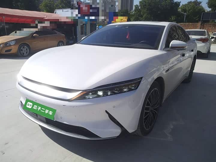 Фото 2 - BYD Han