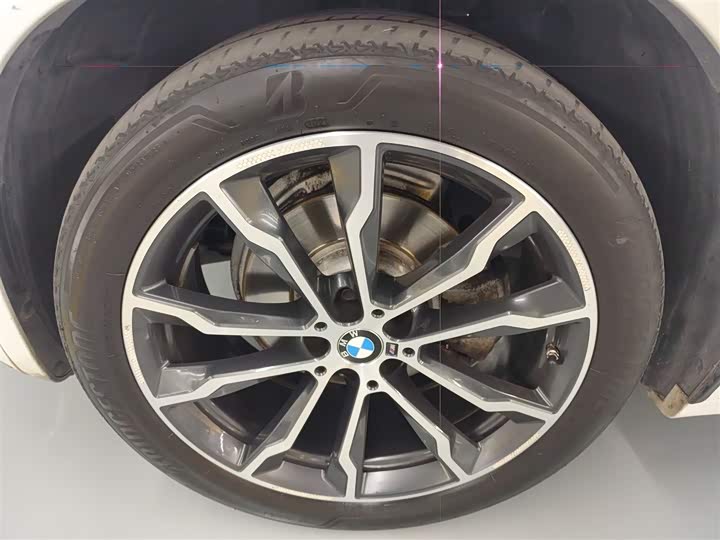 Фото 23 - BMW X4