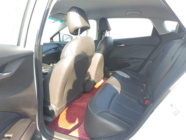 Фото 17 - Buick Velite 6