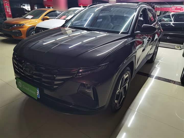 Фото 2 - Hyundai Tucson L