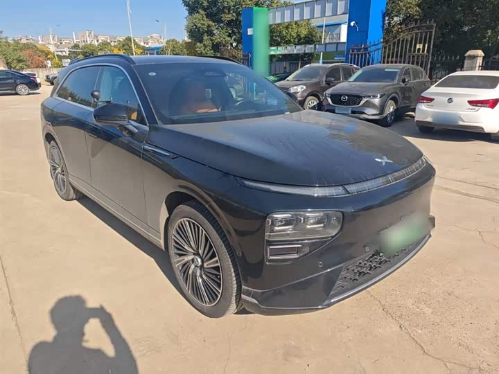 Фото 2 - XPeng G9