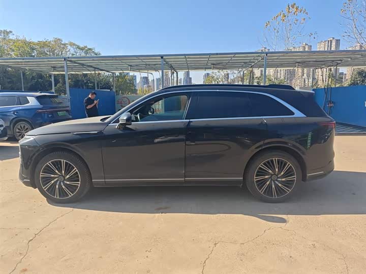 Фото 7 - XPeng G9