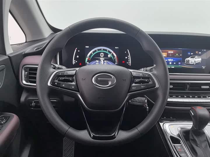 Фото 11 - GAC Trumpchi M6