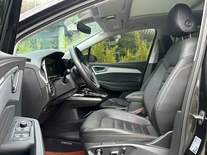 Фото 7 - Volkswagen Talagon