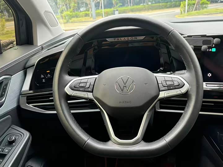 Фото 8 - Volkswagen Talagon