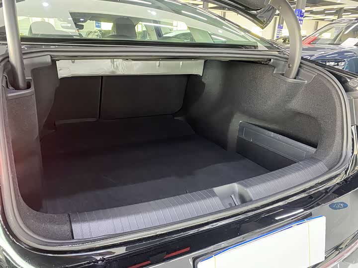 Фото 14 - Volkswagen Magotan