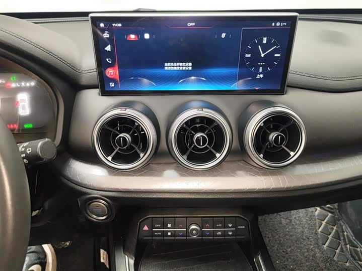 Фото 13 - Wey VV5