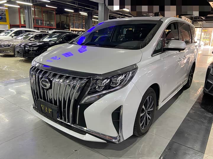 Фото 1 - GAC Trumpchi M8