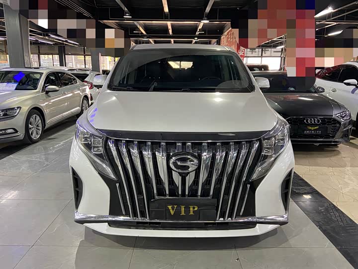 Фото 2 - GAC Trumpchi M8