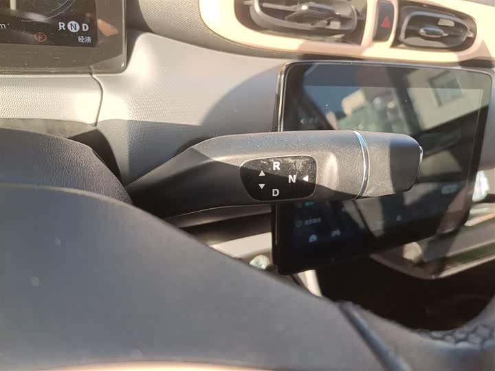 Фото 14 - Leapmotor T03