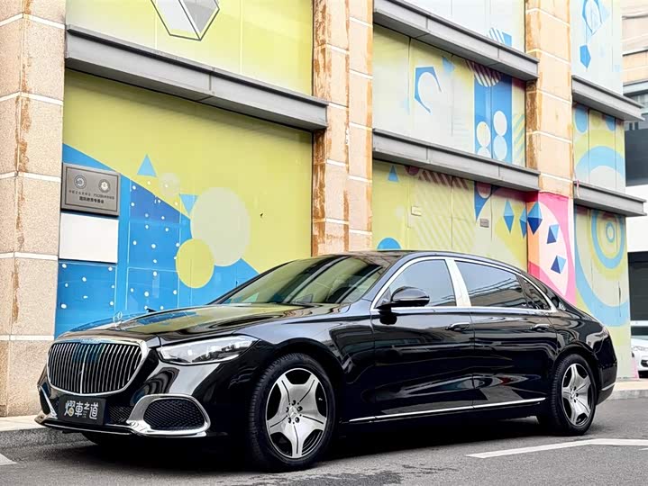 Фото 1 - Mercedes-Benz Maybach S-Class