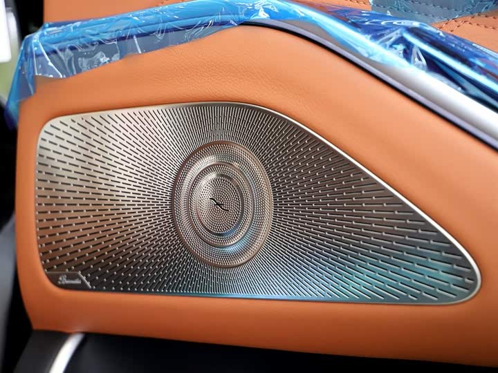 Фото 16 - Mercedes-Benz Maybach S-Class