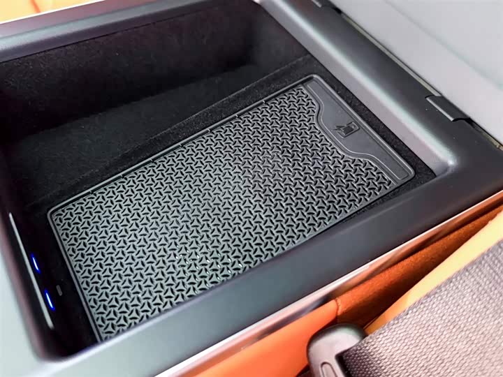 Фото 21 - Mercedes-Benz Maybach S-Class