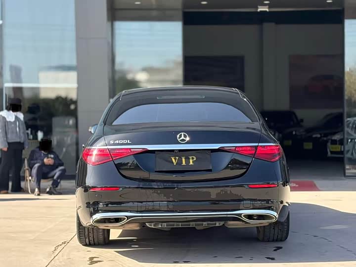 Фото 5 - Mercedes-Benz S-Class