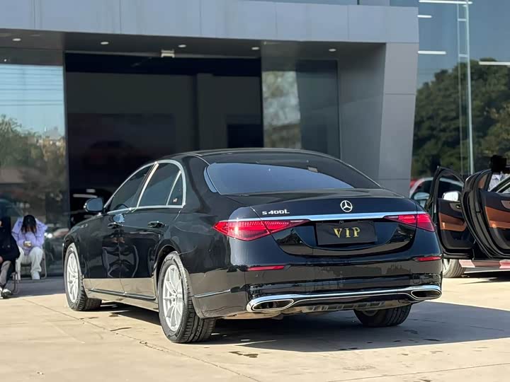 Фото 6 - Mercedes-Benz S-Class