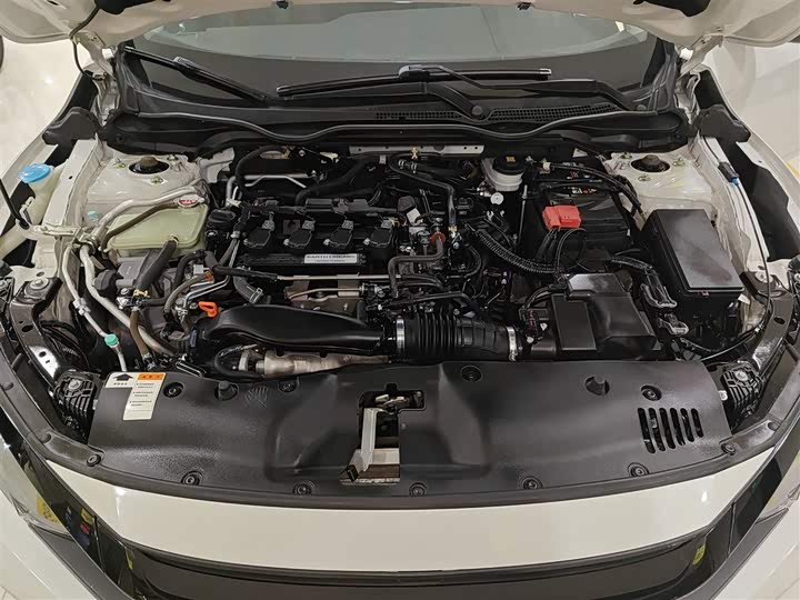 Фото 20 - Honda Civic