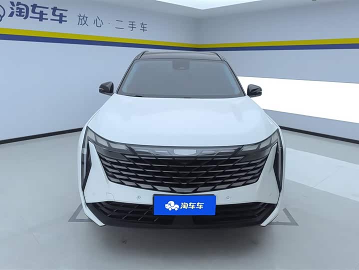 Фото 2 - Geely Atlas L