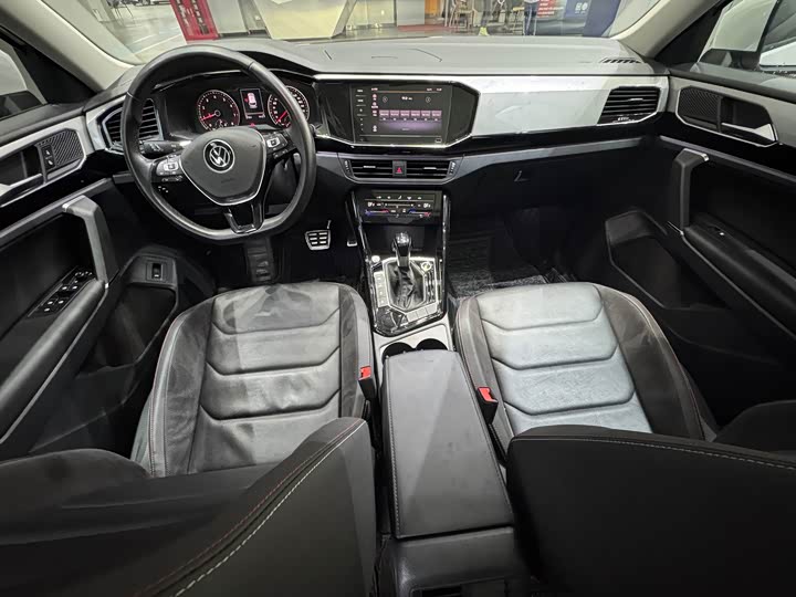 Фото 10 - Volkswagen Tayron