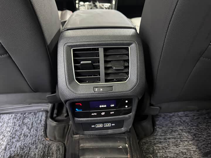 Фото 12 - Volkswagen Tayron