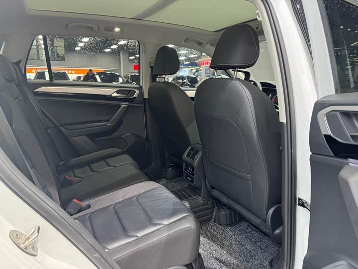 Фото 5 - Volkswagen Tayron