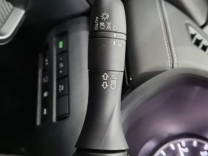 Фото 21 - Nissan Sylphy