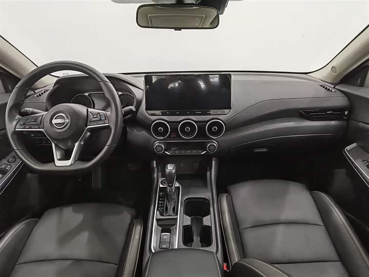 Фото 5 - Nissan Sylphy