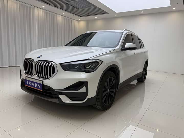 Фото 1 - BMW X1