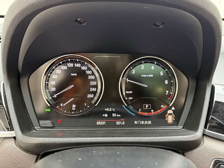 Фото 10 - BMW X1