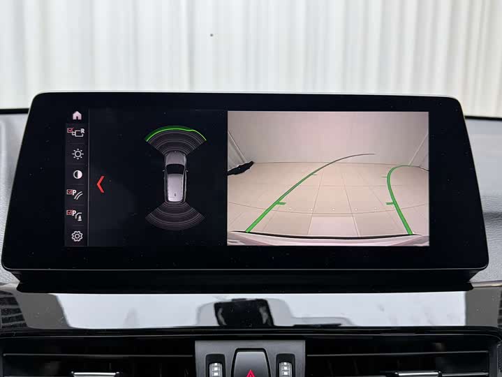 Фото 14 - BMW X1