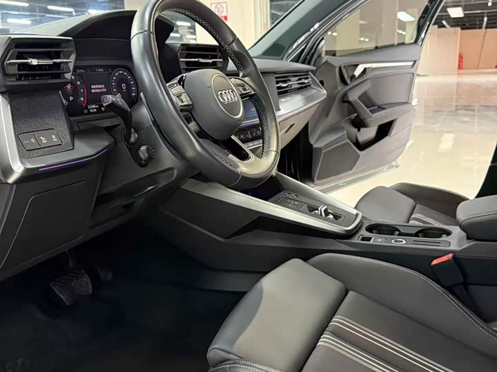 Фото 5 - Audi A3