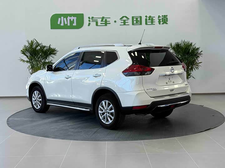 Фото 3 - Nissan X-Trail