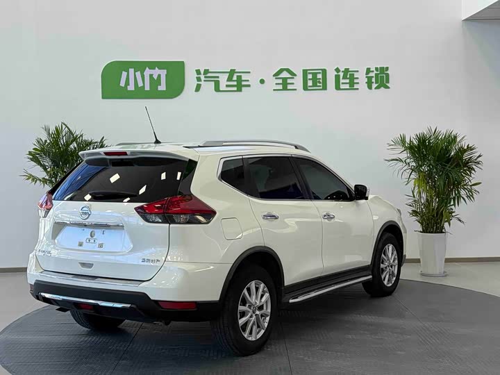 Фото 5 - Nissan X-Trail