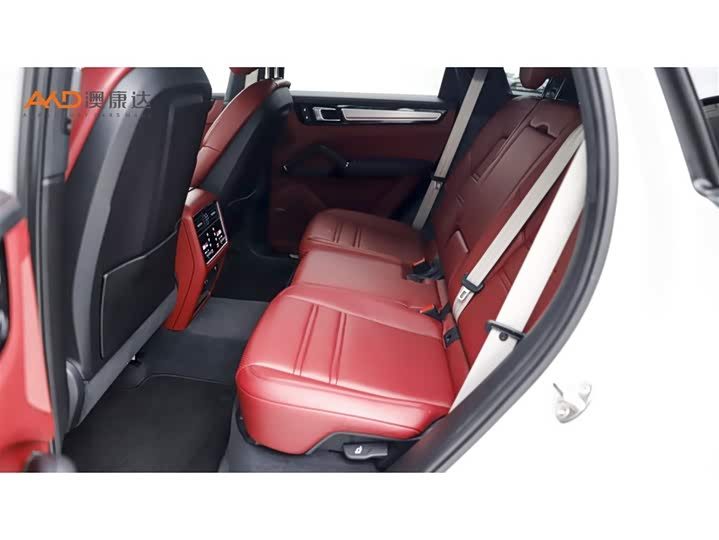 Фото 7 - Porsche Cayenne