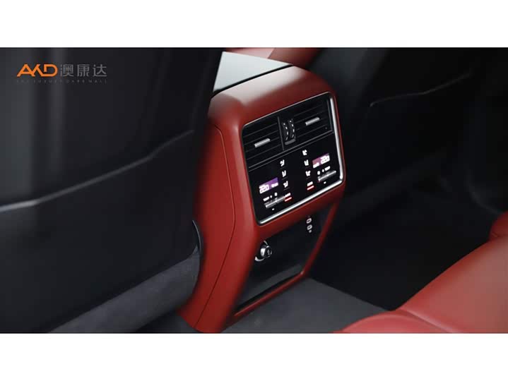 Фото 9 - Porsche Cayenne