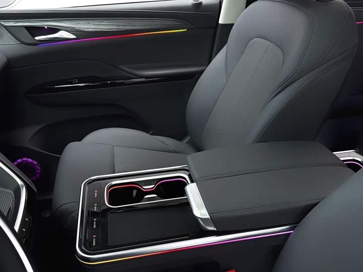 Фото 9 - Buick GL8 Hybrid