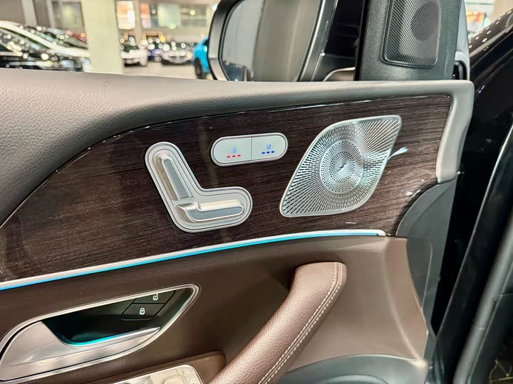 Фото 12 - Mercedes-Benz GLE-Class