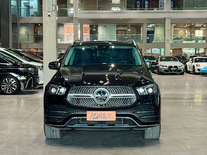 Фото 2 - Mercedes-Benz GLE-Class