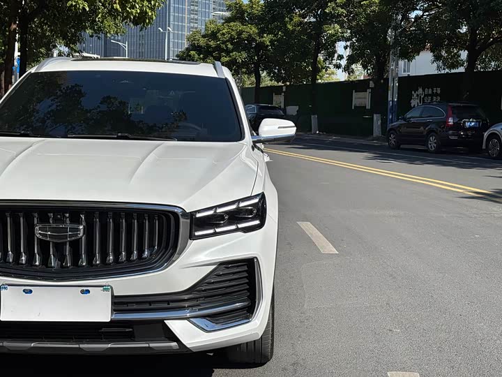 Фото 5 - Geely Monjaro