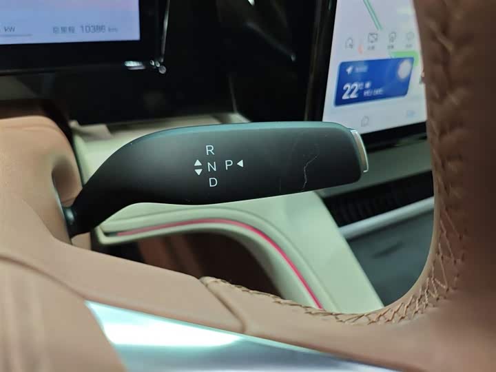 Фото 14 - BYD Xia