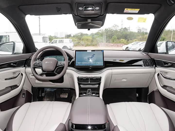 Фото 15 - BYD Song Plus Hybrid/EV