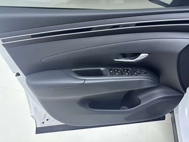 Фото 13 - Hyundai Tucson L