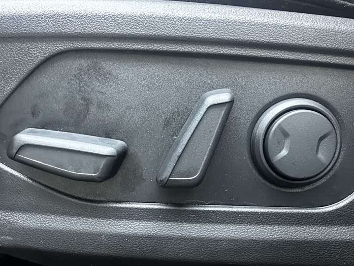 Фото 14 - Hyundai Tucson L