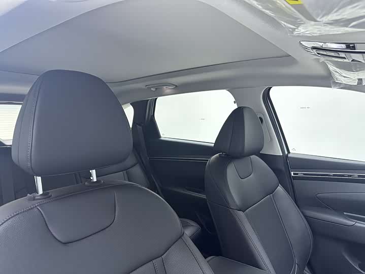 Фото 16 - Hyundai Tucson L