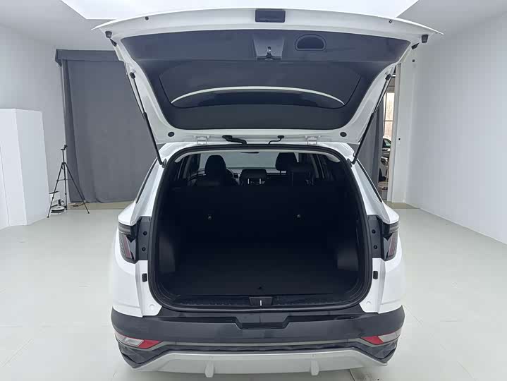 Фото 23 - Hyundai Tucson L